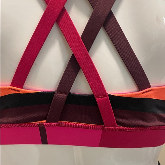 Lululemon Athletica Pink and Orange Striped Energy Sports Bra 8 NWOT - Picture 5 of 7